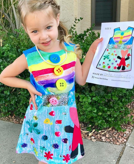 طراحی لباس با نقاشی, لباس کودکان با نقاشی آن ها